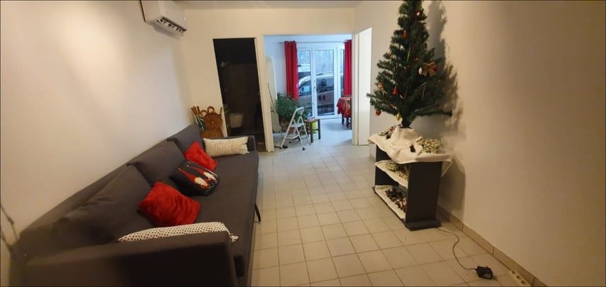 Couple retraite propose hébergement