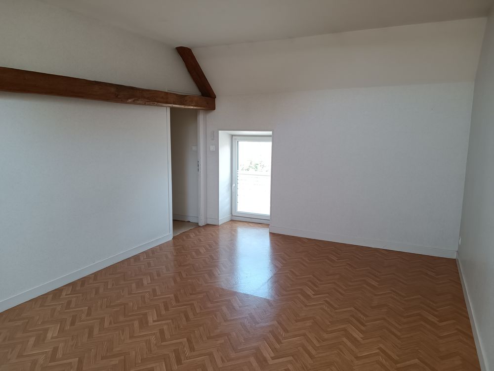 maison avec garage Dun sur Auron
