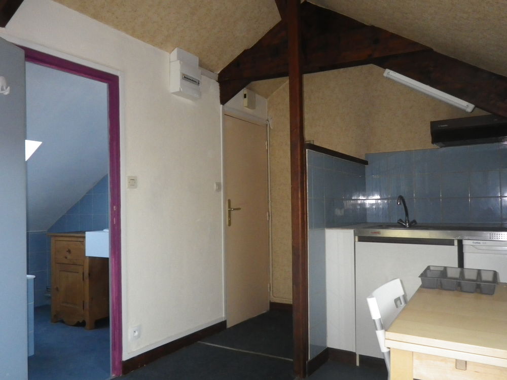 STUDIO Meublé équipé et indépendant