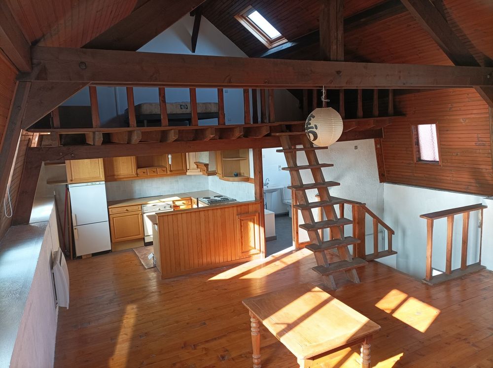 Appart. Loft 46M² dernier étage proche gare