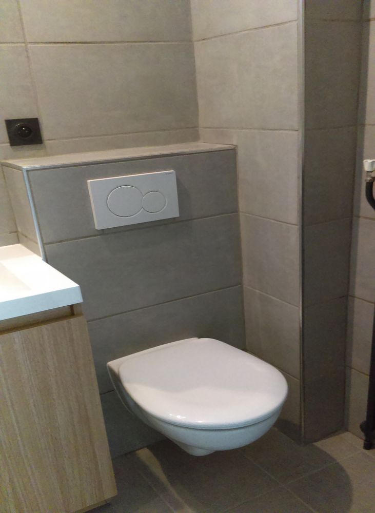 A louer T2 meublé 28 m2 ALBERTVILLE