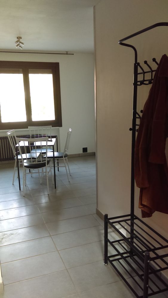 A louer T2 meublé 28 m2 ALBERTVILLE