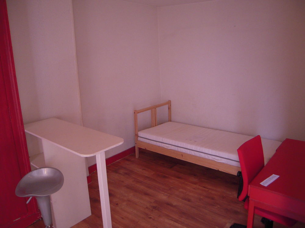 Studio Etudiant pas cher- Reims centre- rue Gambetta-