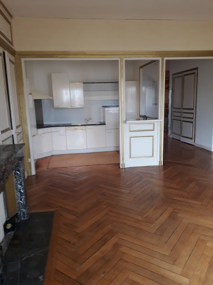 Beau T3/T4 haussmannien hypercentre Saint-Etienne