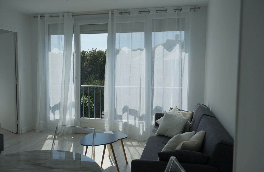 Chambre colocation lumineuse et confortable
