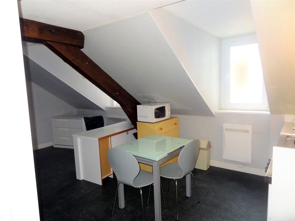 Studio mansardé centre-ville étudiant