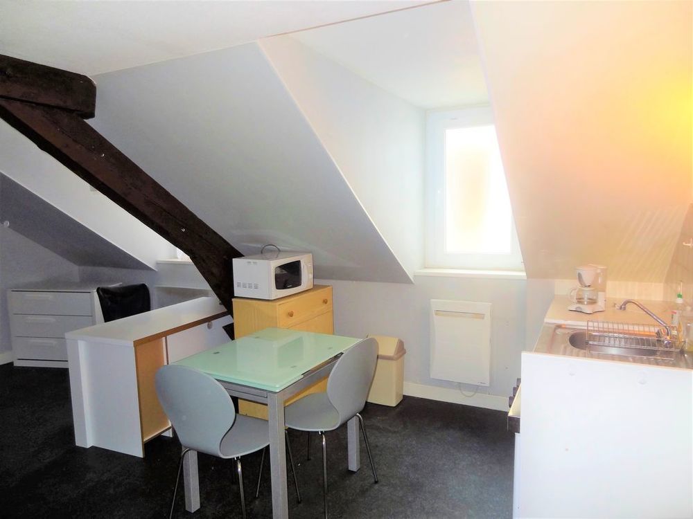 Studio mansardé centre-ville étudiant