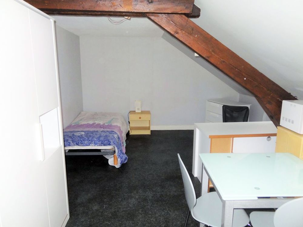 Studio mansardé centre-ville étudiant