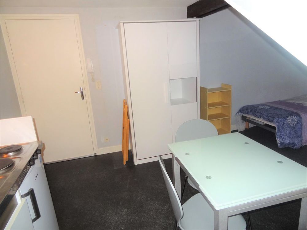 Studio mansardé centre-ville étudiant