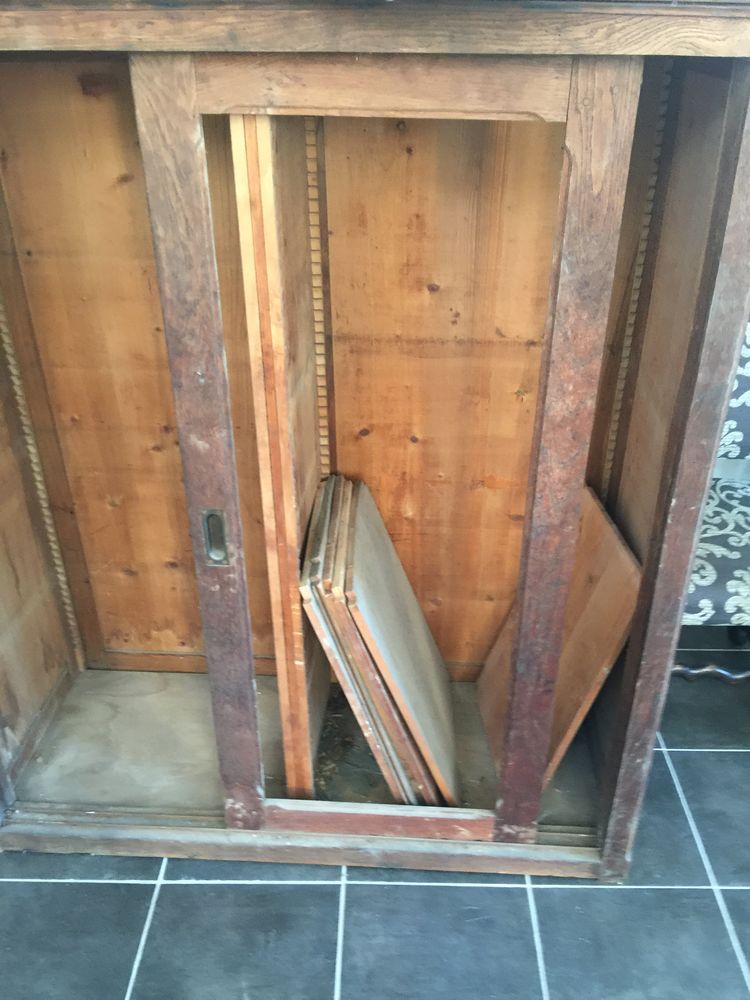Cave pour stockage carton meublé 70€