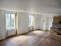 Duplex 80m² entièrement rénové 710 Thizy (69240)