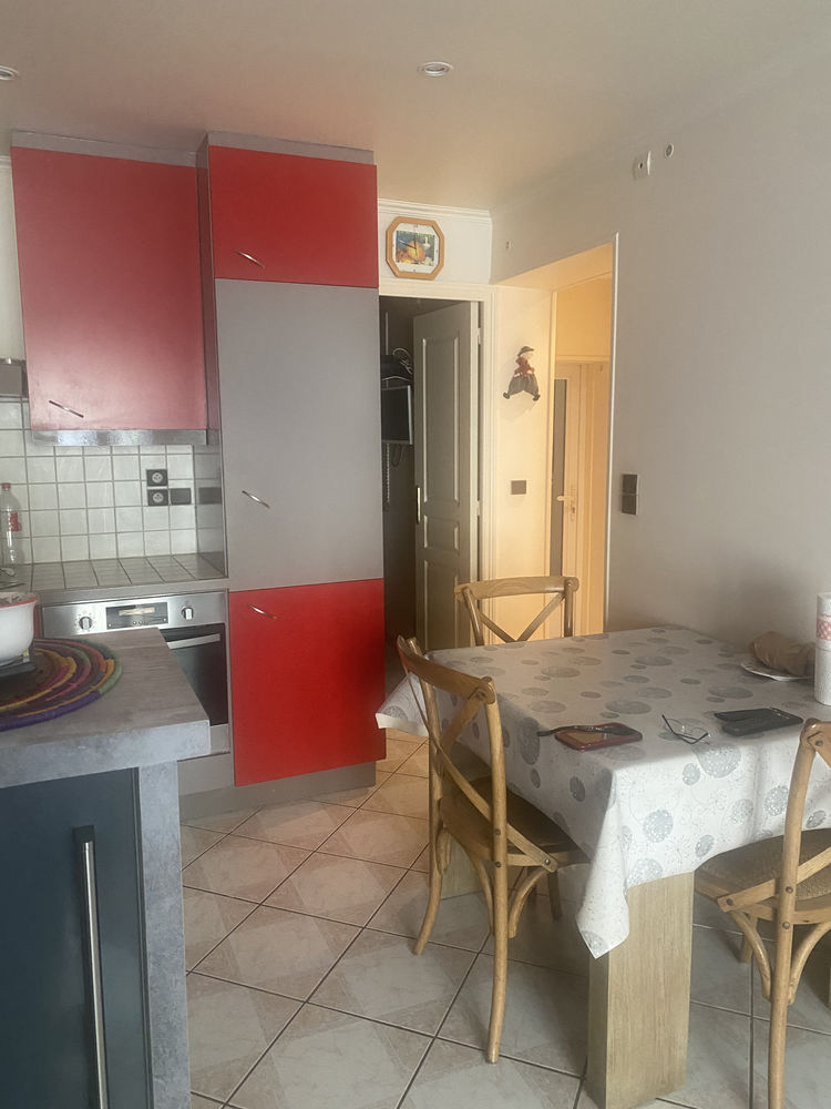 RDC appartement. photos sur demande