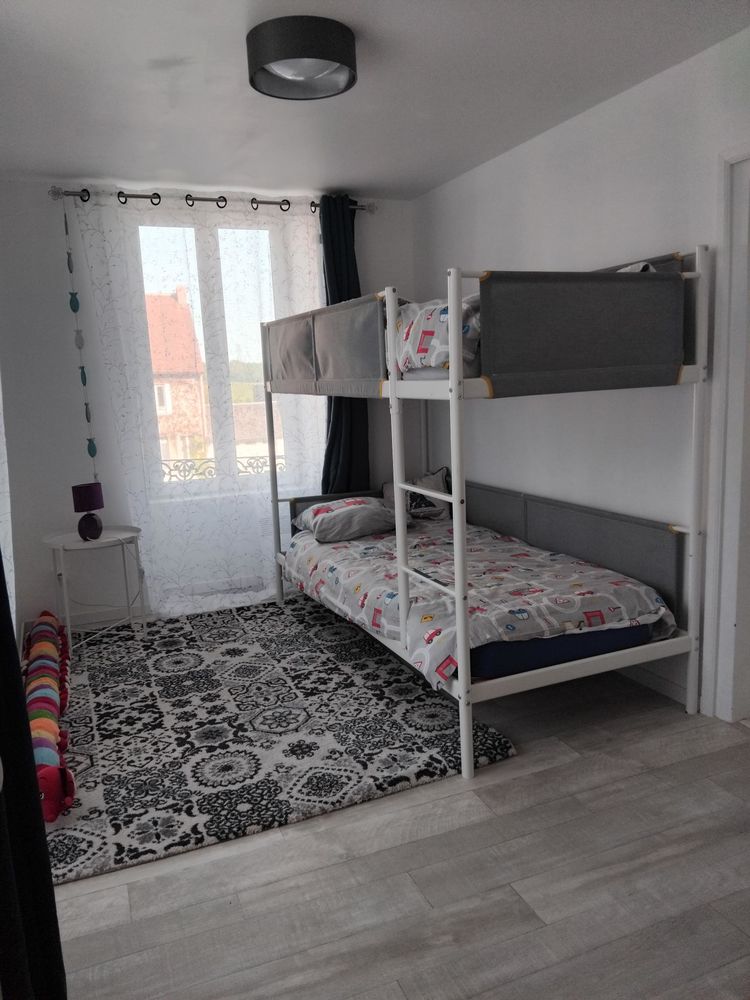 Grande maison campagne 120m2, bourg Saint Sébastien