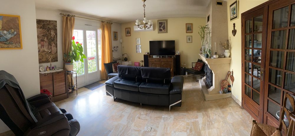 Grand Pavillon:2 appartements sur sous sol