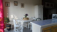 Appartement meublé a 10 mn d'Orange Terrasse en campagne 620 Uchaux (84100)