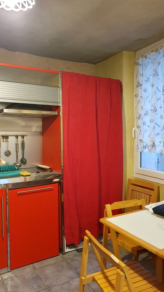 petite maison de village à Collobrieres (83)