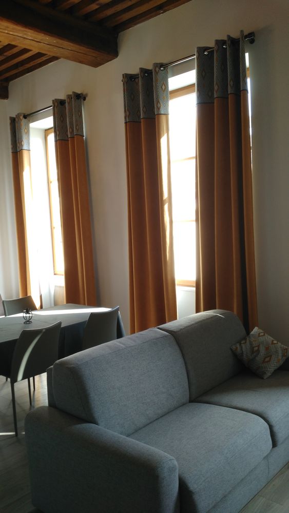 Très bel appartement meublé et totalement rénové
