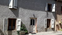 MAISON T4  avec  petit jardin/terrasse dans  village  192000 Florentin (81150)