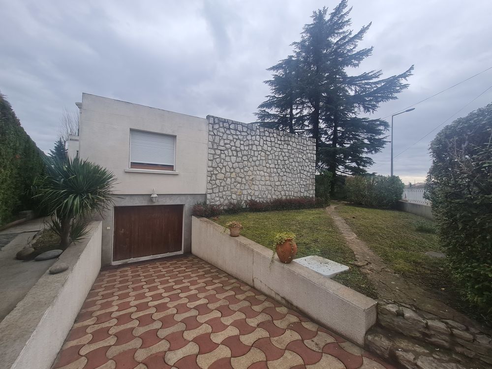Villa contemporaine toit terrasse de plain-pied