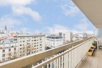 A Paris 11 Appartement T3 avec balcon et vue panoramique  700000 Paris 11