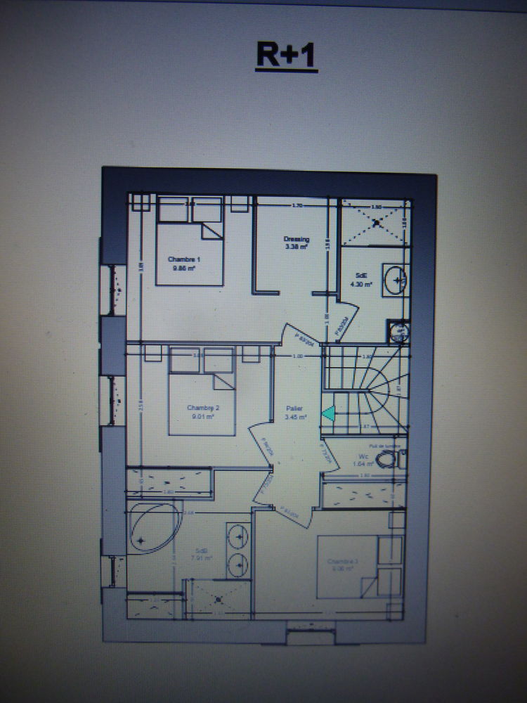 Maison à rénover en bureaux ou gîte