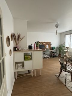 studio très agréable 35 m2 dans un bel immeuble