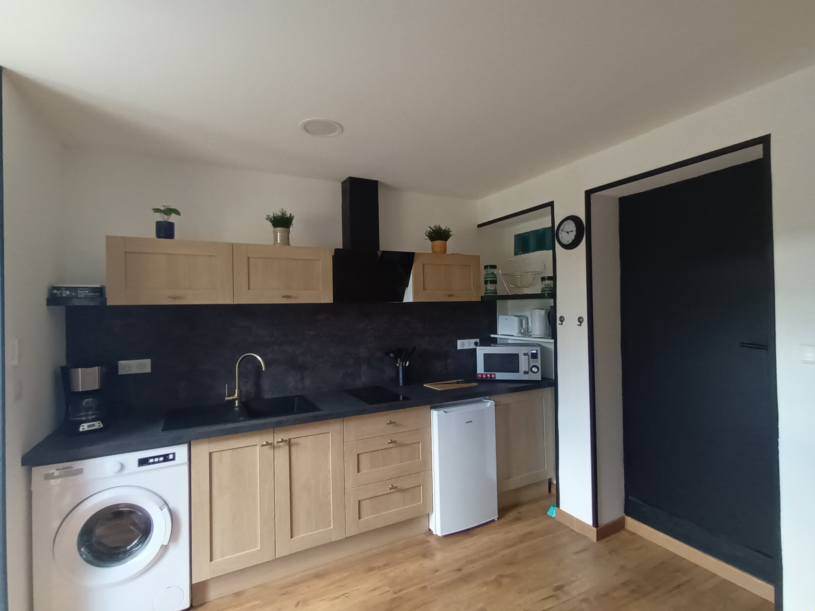APPARTEMENT MEUBLE DE 26M2 POUR ETUDIANT