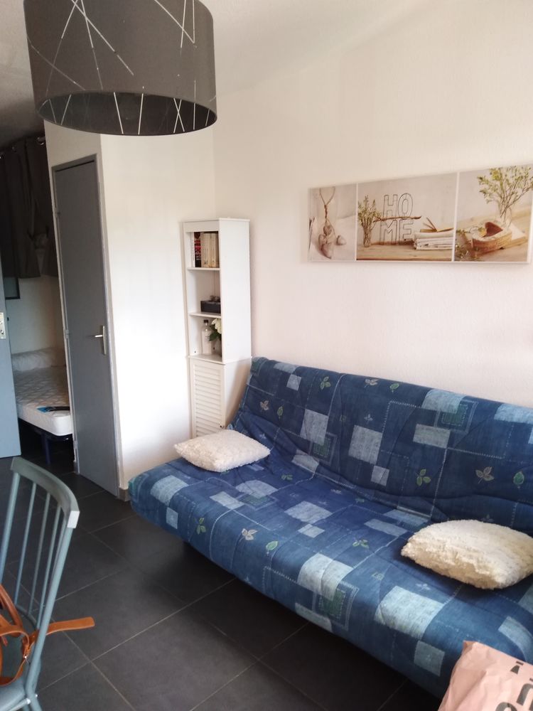 Studio coquet rénové wi-fi/parkings gratuits