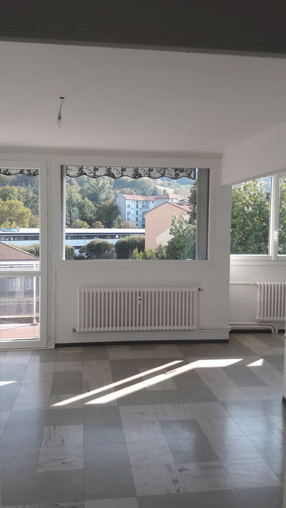 APPARTEMENT T4 72 m² Loué avec Balcon, cave et garage