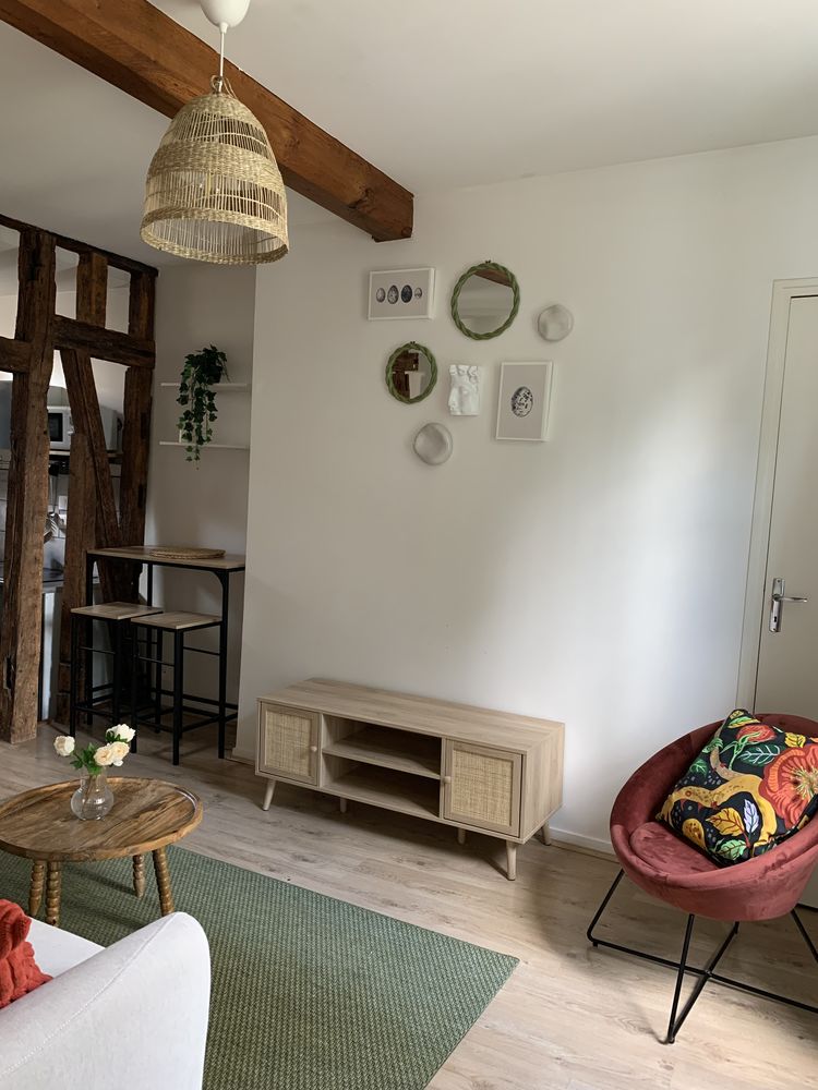 DEUX PIECES PROCHE FAC ET YSCHOOLS DESIGN