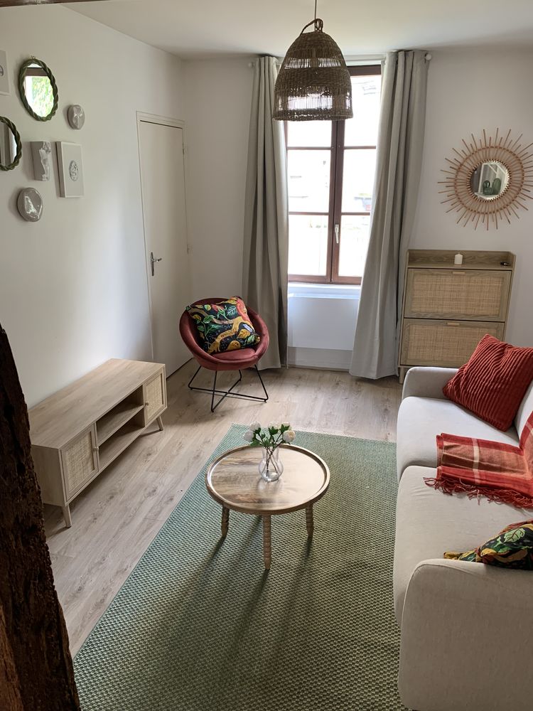 DEUX PIECES PROCHE FAC ET YSCHOOLS DESIGN