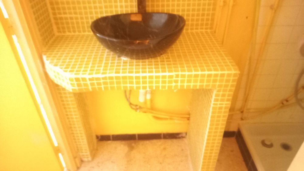 COQUET STUDIO FACE AUX THERMES DE LA PRESTE LES BAINS