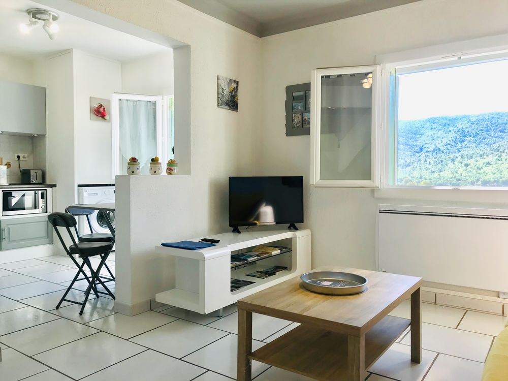Appartement T2/3 meublé