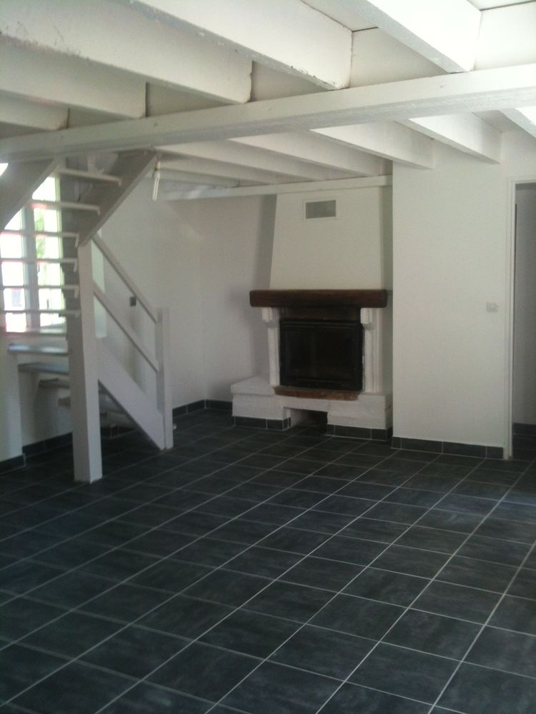 Maison 3 niveaux possibles bail mixte 900€