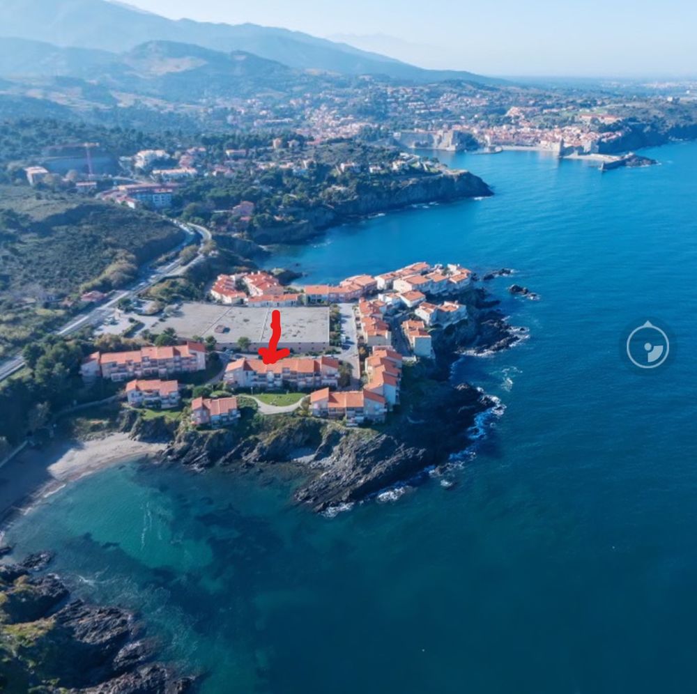 A COLLIOURE APPART RDC AVEC TERRASSE SUR VUE MER + PARKING