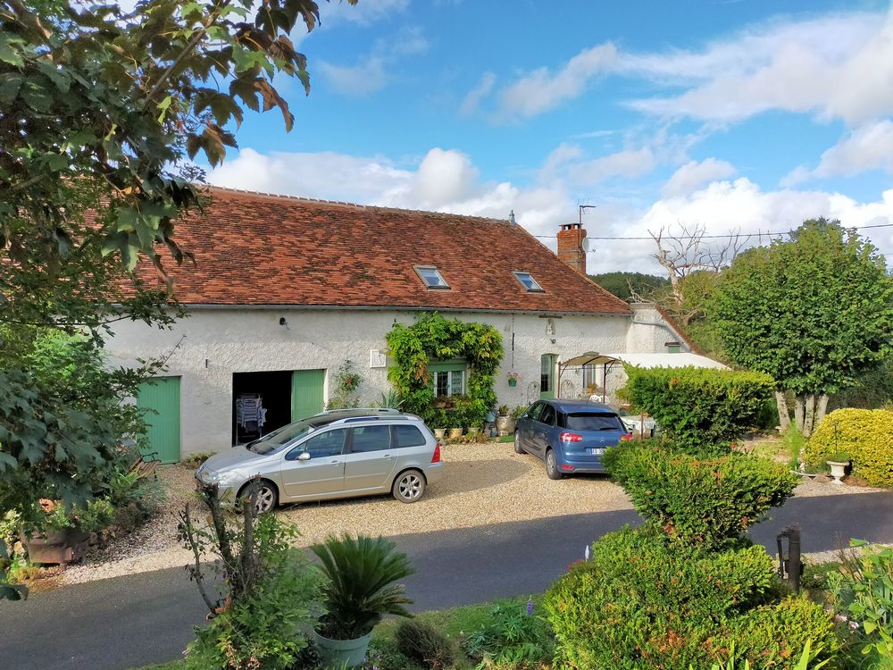 Maison à la campagne, en pleine nature