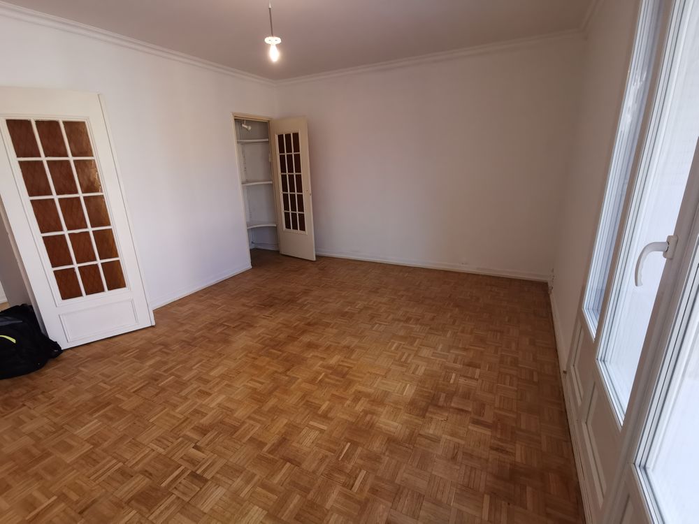 Grenoble, Quartier Chorier-Berriat, appartement T2 55 m²