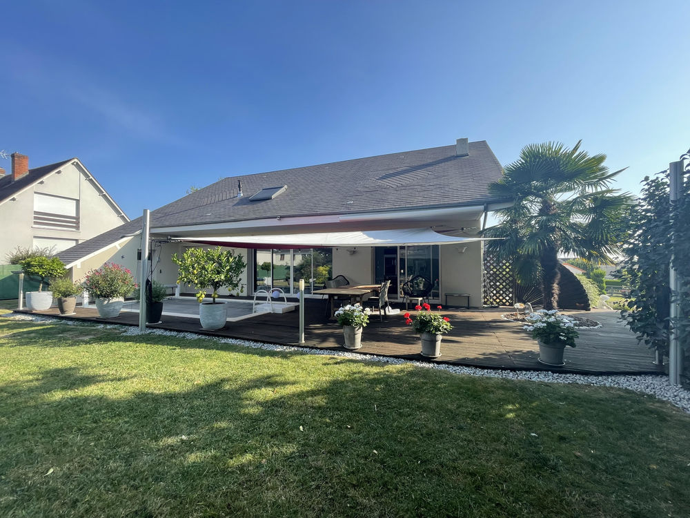 Maison 7 pièces 220 m2+ 80 de garage