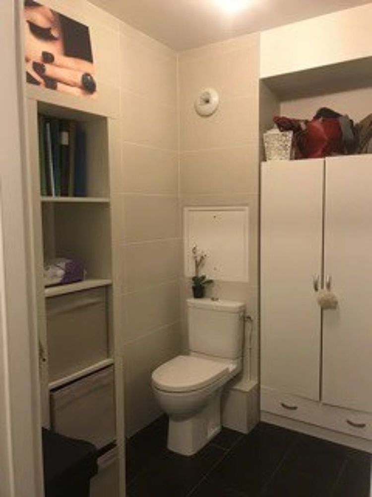 Beau studio avec grand balcon IDEAL ETUDIANT Libre le 23/10