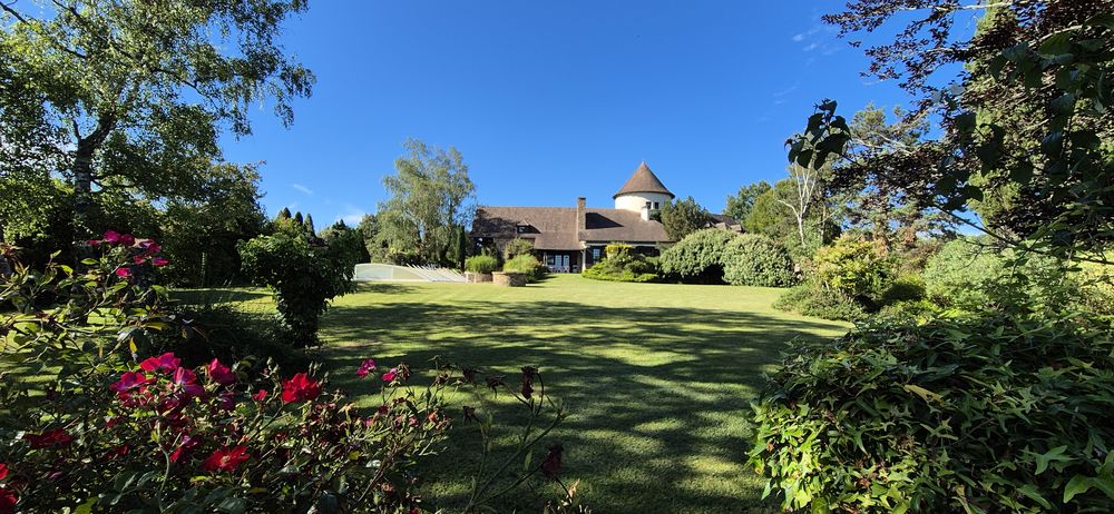 Maison 11 pièces en Périgord