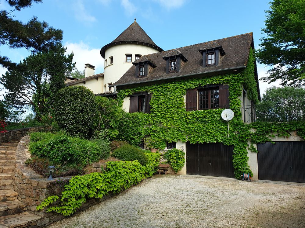 Maison 11 pièces en Périgord