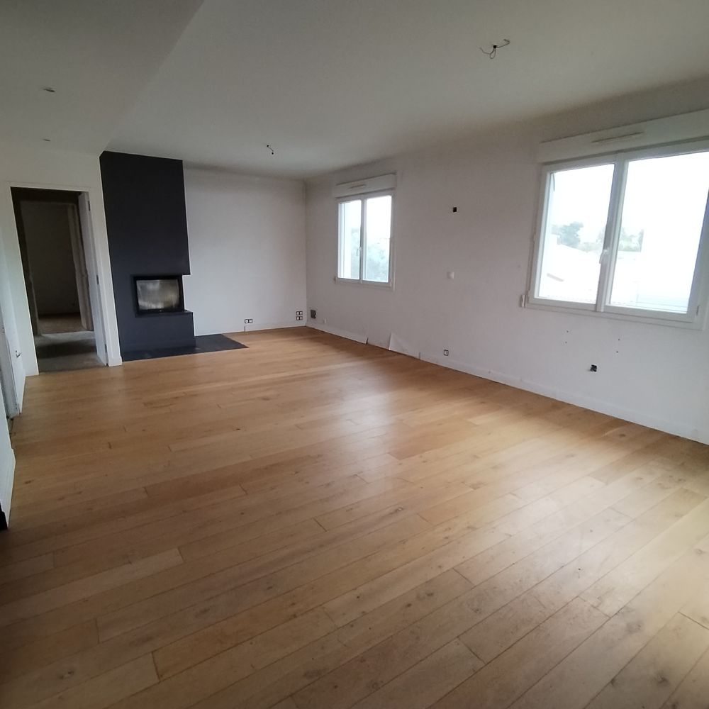 Maison 5 pièces sur terrain de 1216 m2
