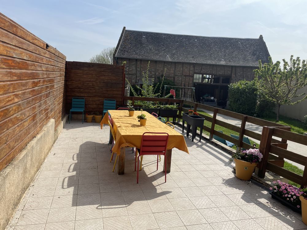 Secteur Quevauvillers 152 m2 6 p, terrasse jardin et porche