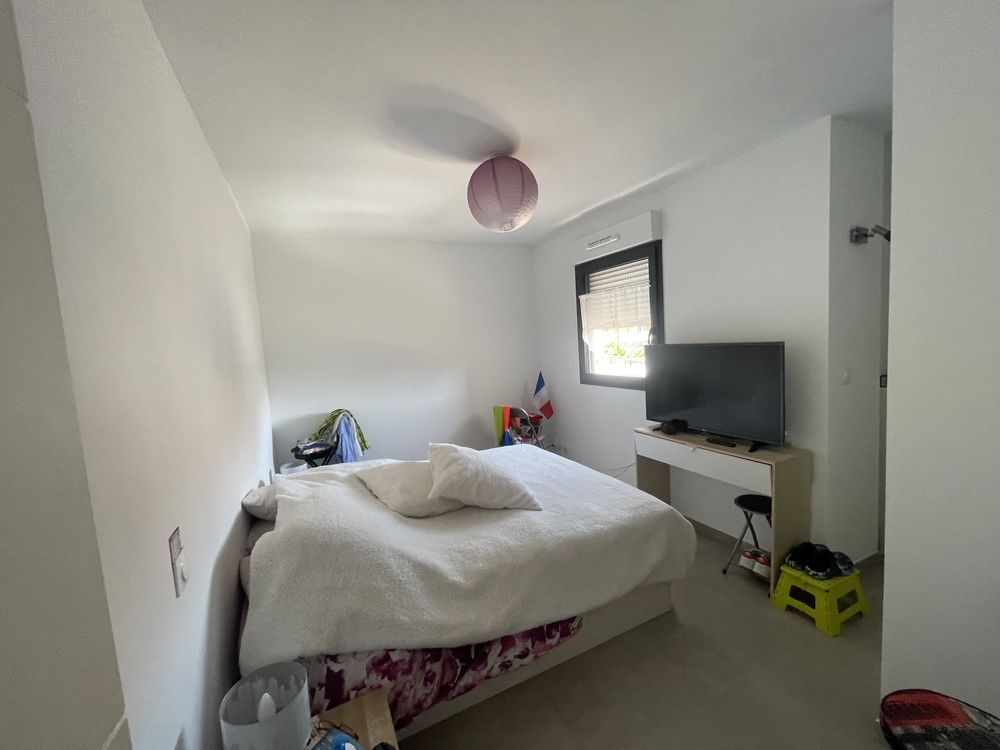De 2022 ce 3 pièces terrasse et parking privé ST RAPHAËL