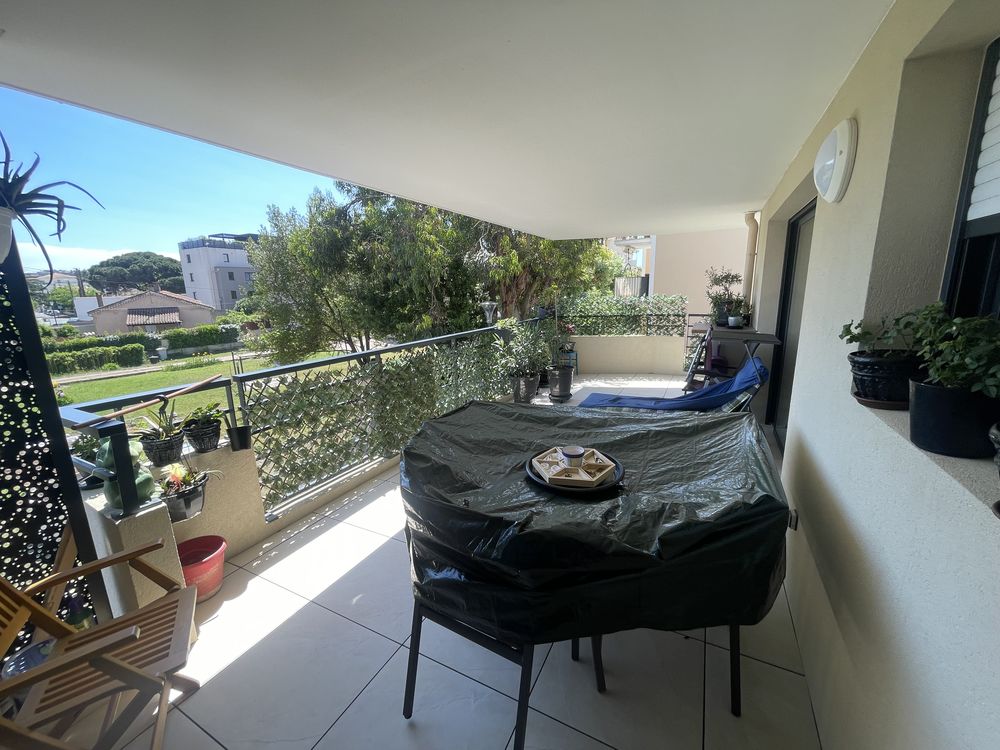 De 2022 ce 3 pièces terrasse et parking privé ST RAPHAËL