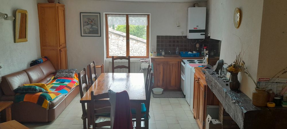 maison en pierre de caractère de 86 m2 à corconne