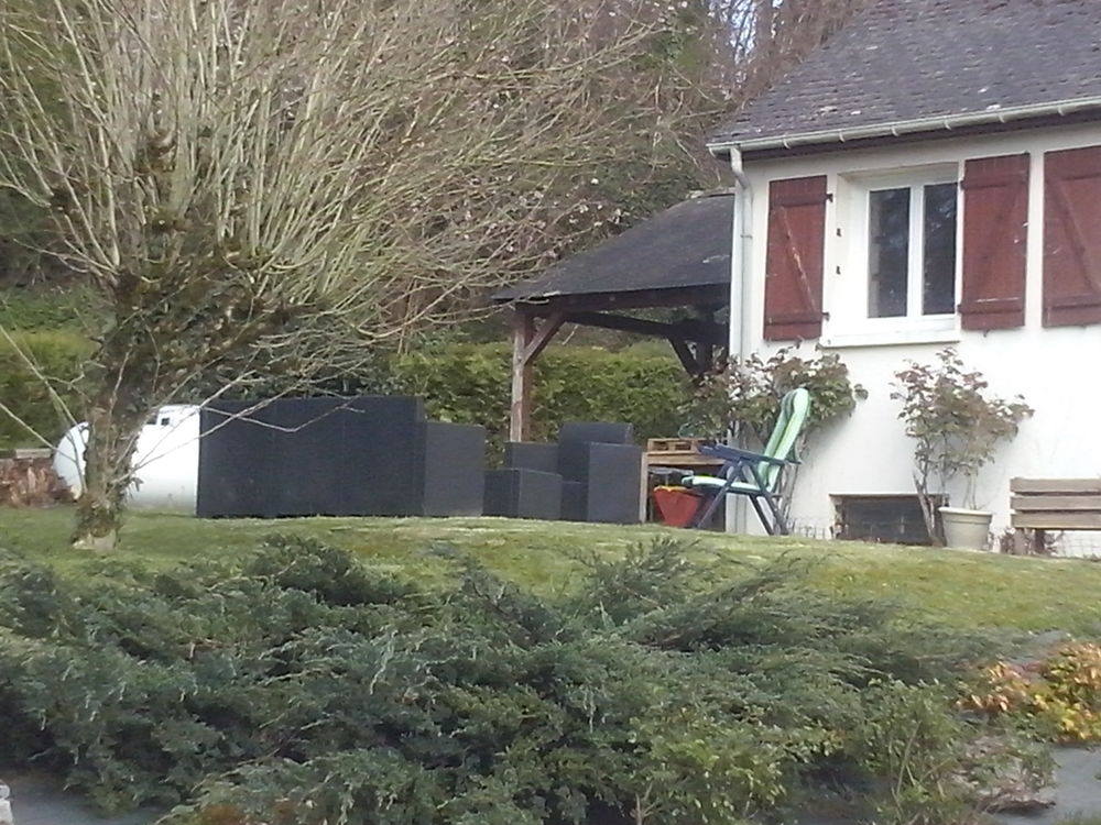 maison d'habitation sur sous sol