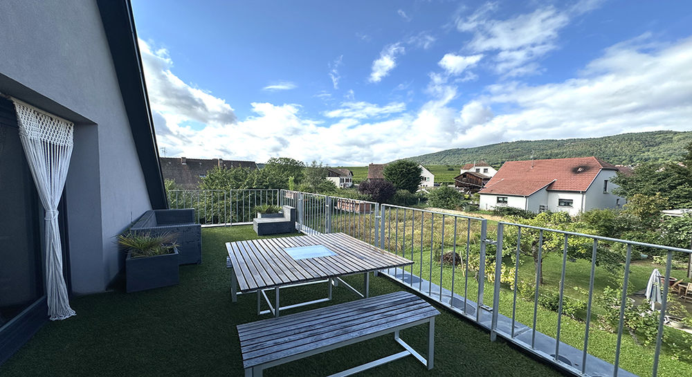 RIQUEWIHR (68) magnifique appartement en attique, 114 m2