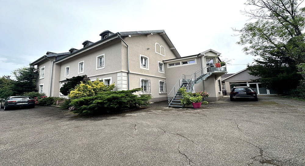SENTHEIM (68) ?magnifique demeure de 17 p, avec piscine