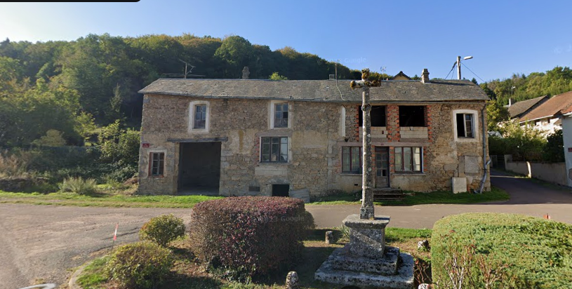 Proche Saulieu Maison ancienne à rénover totalement